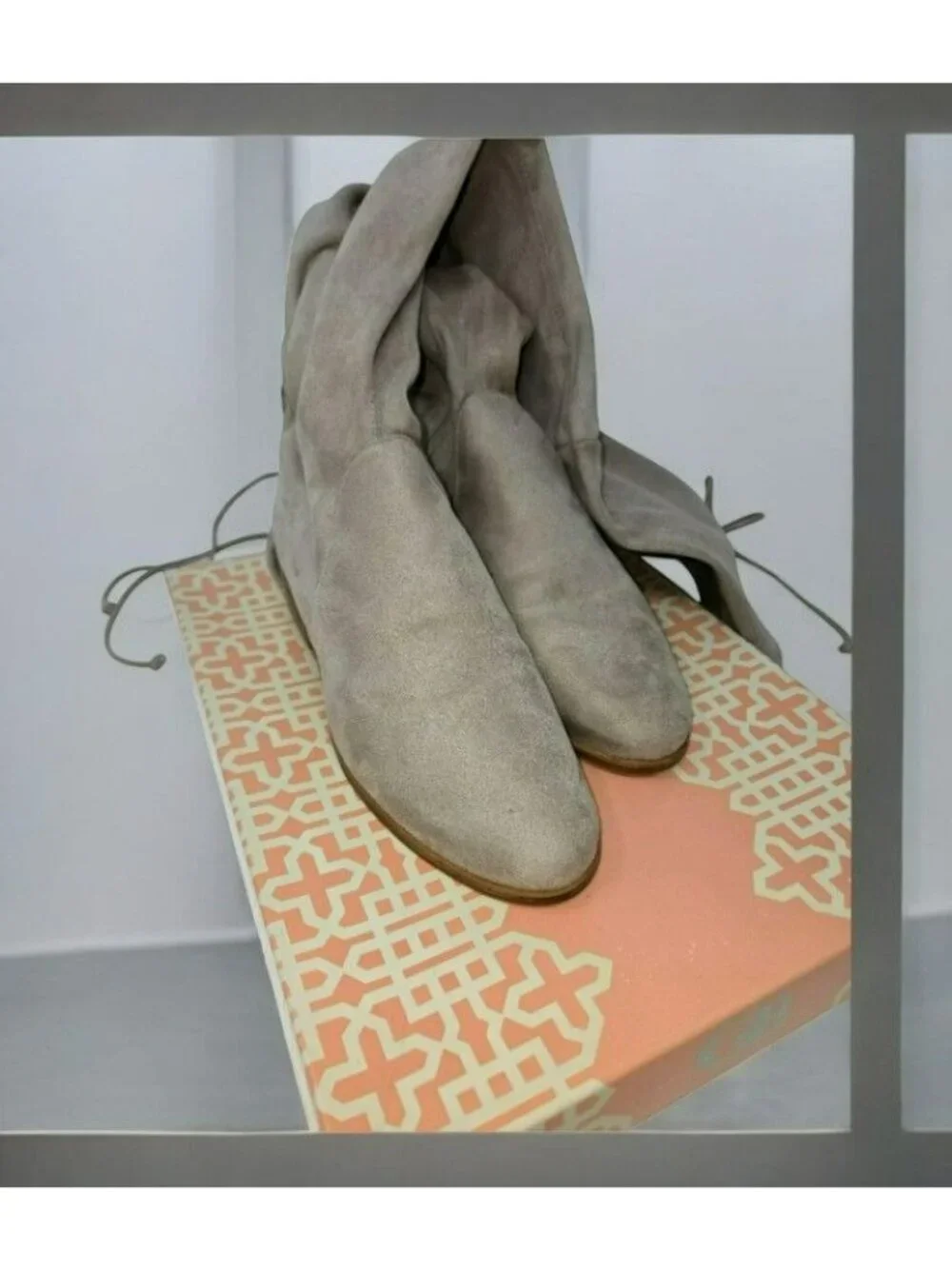 Gianni Bini Over-The-Knee Suede Flat Boots Size 6.5 Side-Zipper